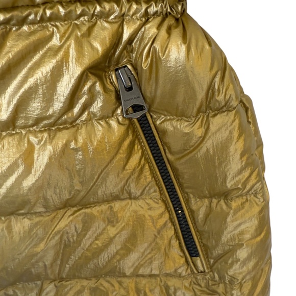 Mackage Metallic Gold Down Puffer Vest Lightweight Luxury Outerwear Small - Picture 3 of 13